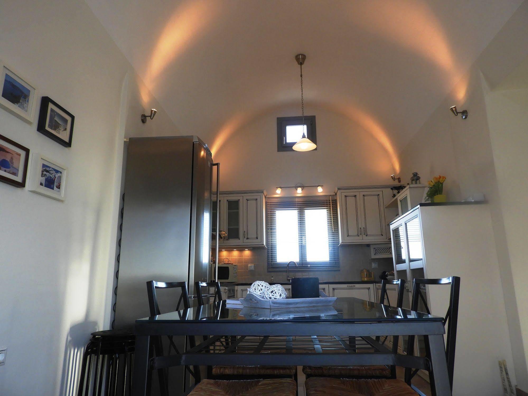 Hemera Holiday Home Villa On Santorini Akrotiri  Exterior photo